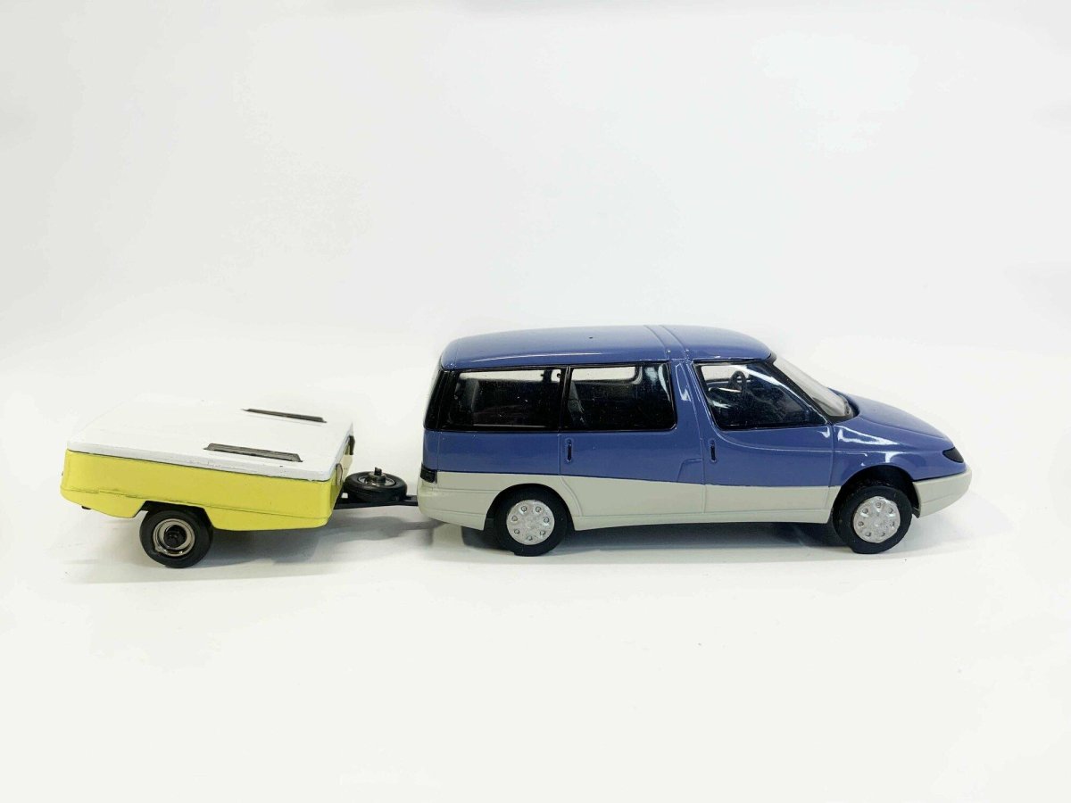 Игрушка машинка Москвич-2139 минивен "Арбат" 1:43