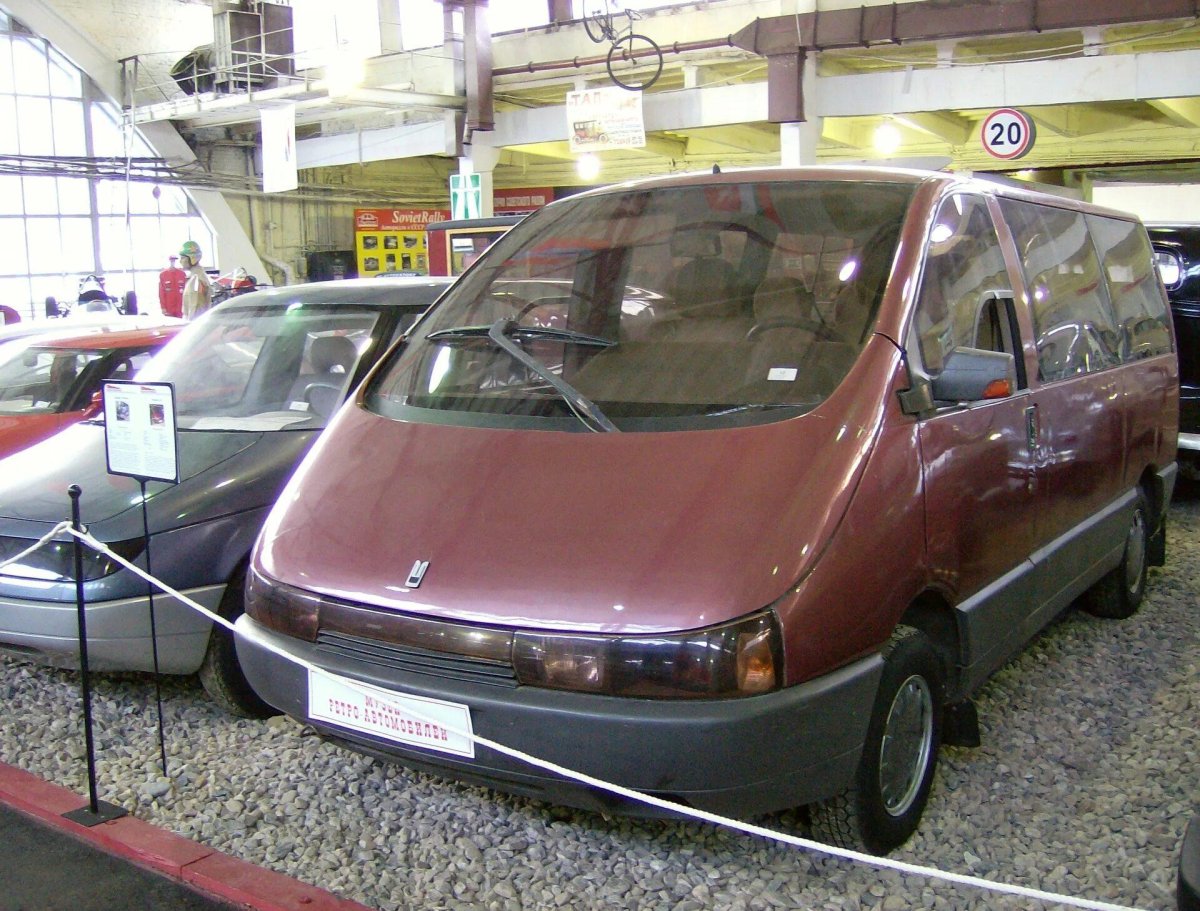 АЗЛК минивэн 3733