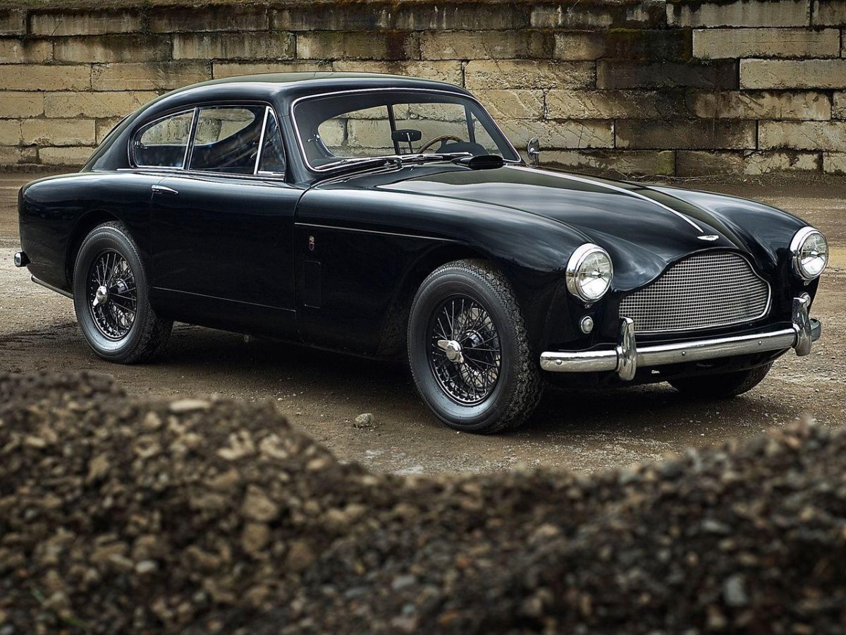 Aston Martin db2/4