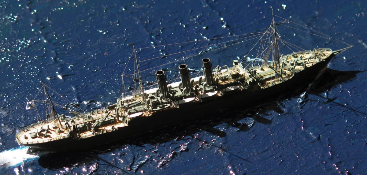 Вспомогательный крейсер Лена