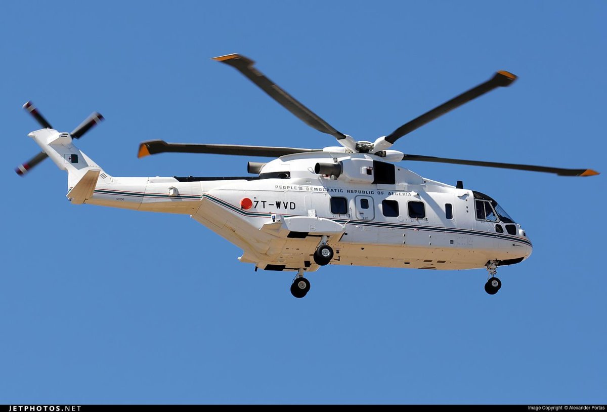 Вертолет AGUSTAWESTLAND aw101