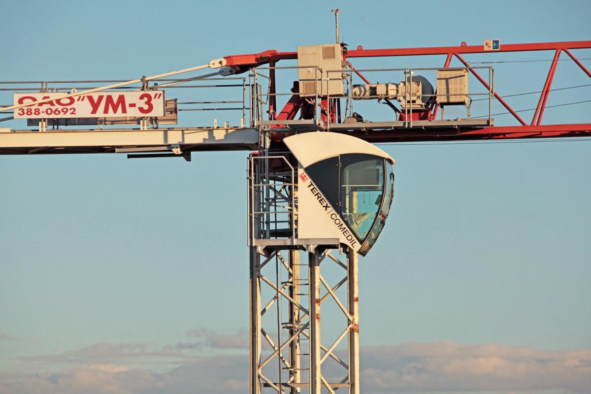 Saez башенный кран