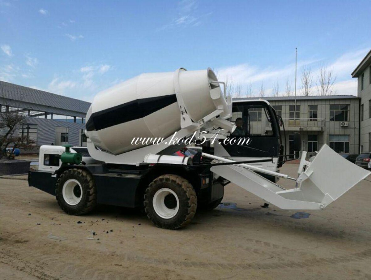 Самоходный бетономиксер zvezda cm800