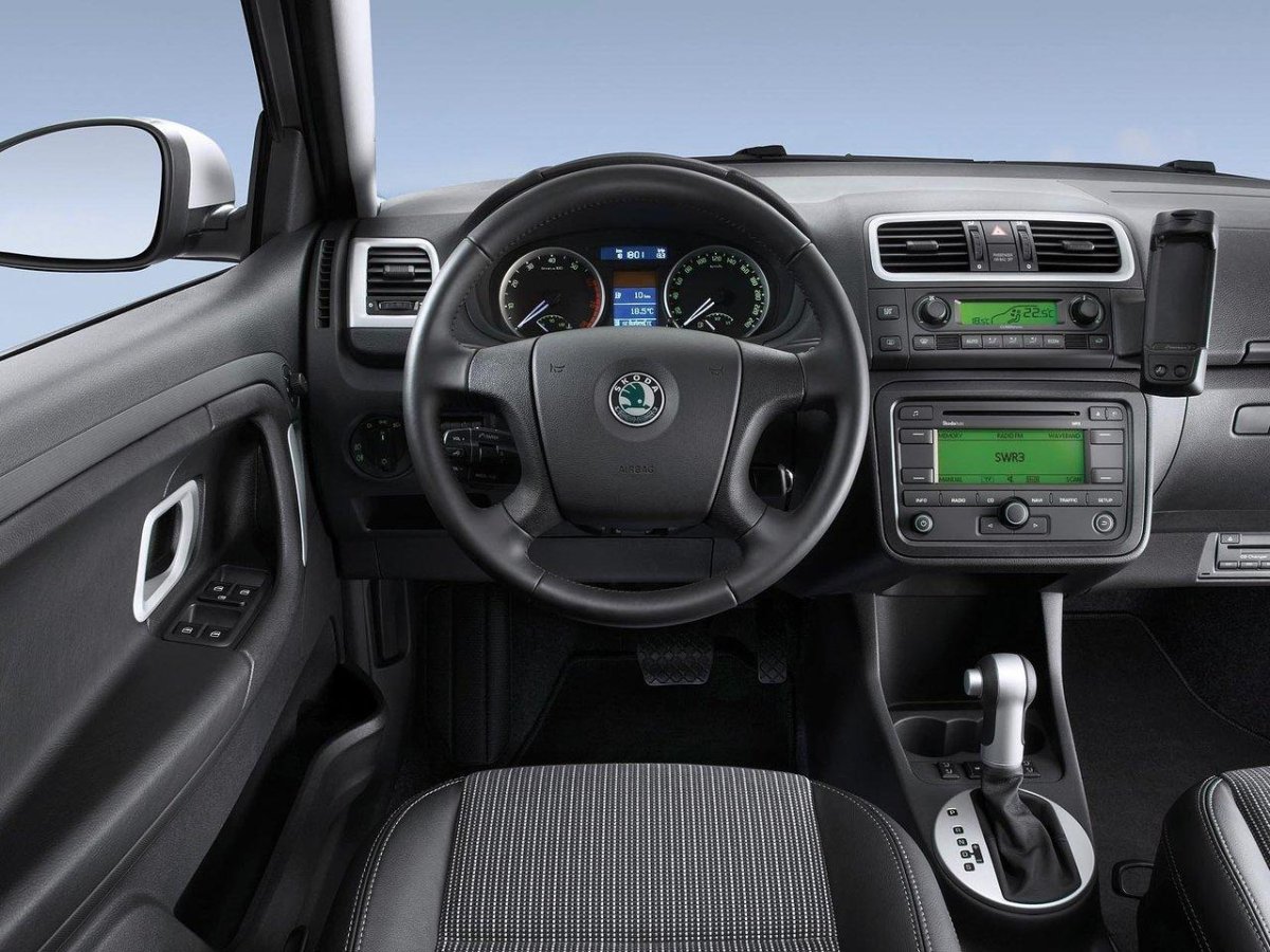 Skoda Fabia 2010 Interior