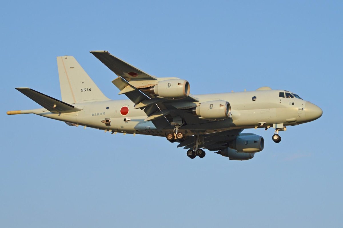 Самолёт Kawasaki p-1