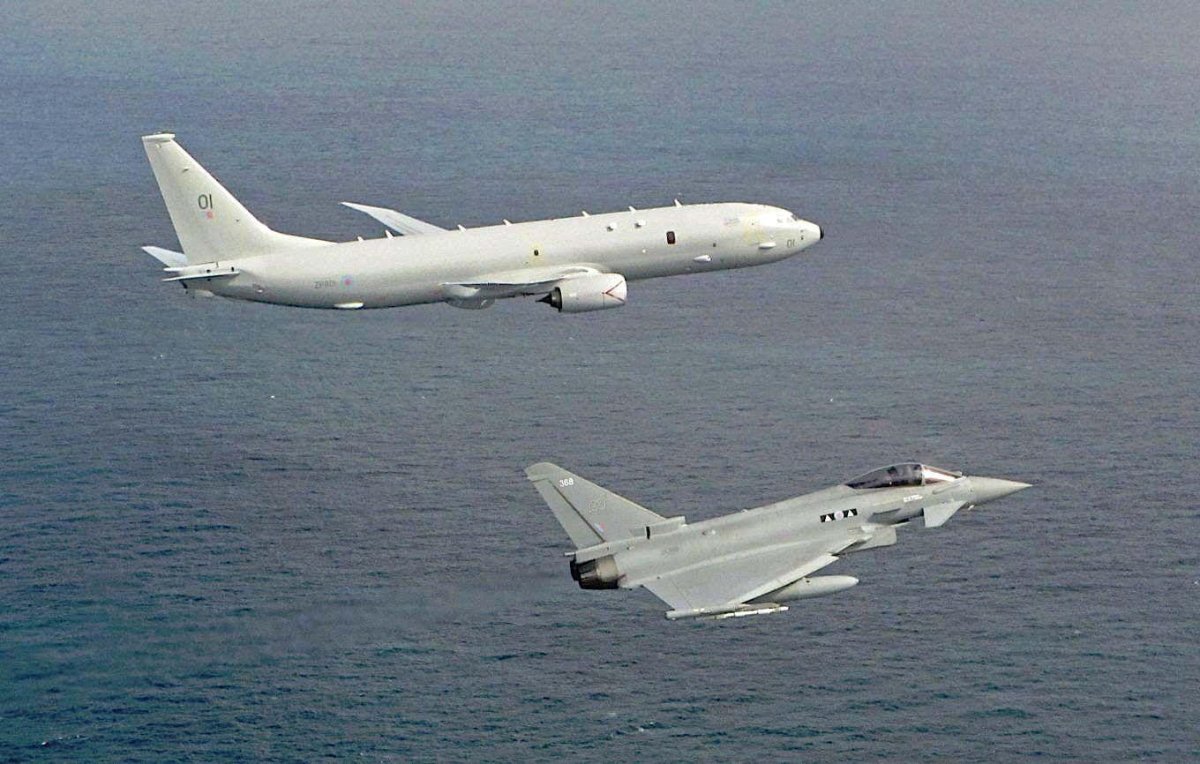 Самолёт Посейдон p8