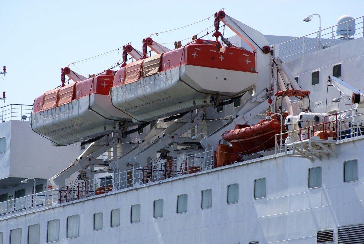 Огнезащищенные спасательные шлюпки