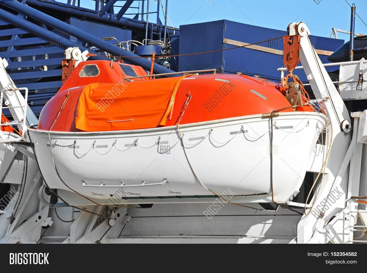 Танкерная спасательная шлюпка АТ-30