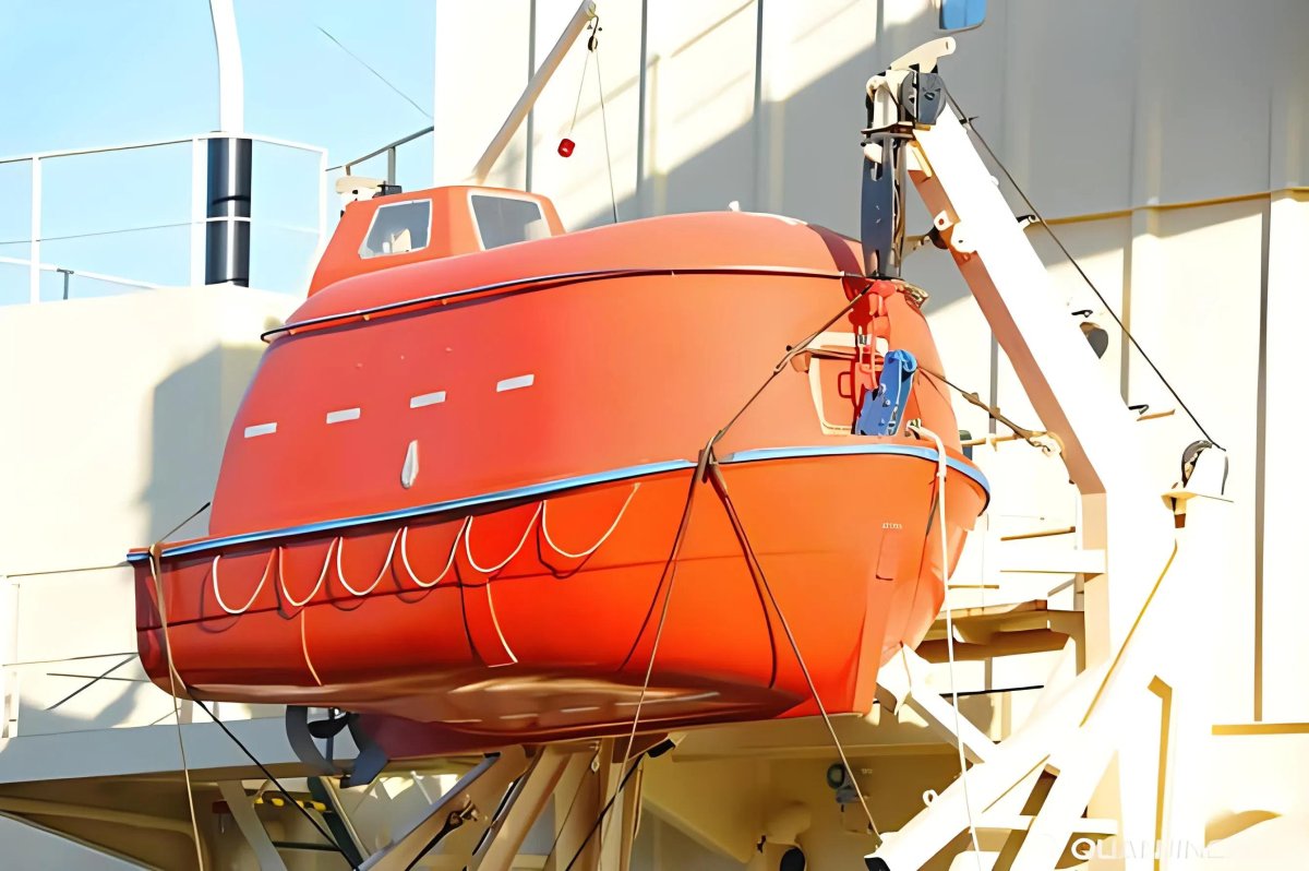 Спасательная шлюпка