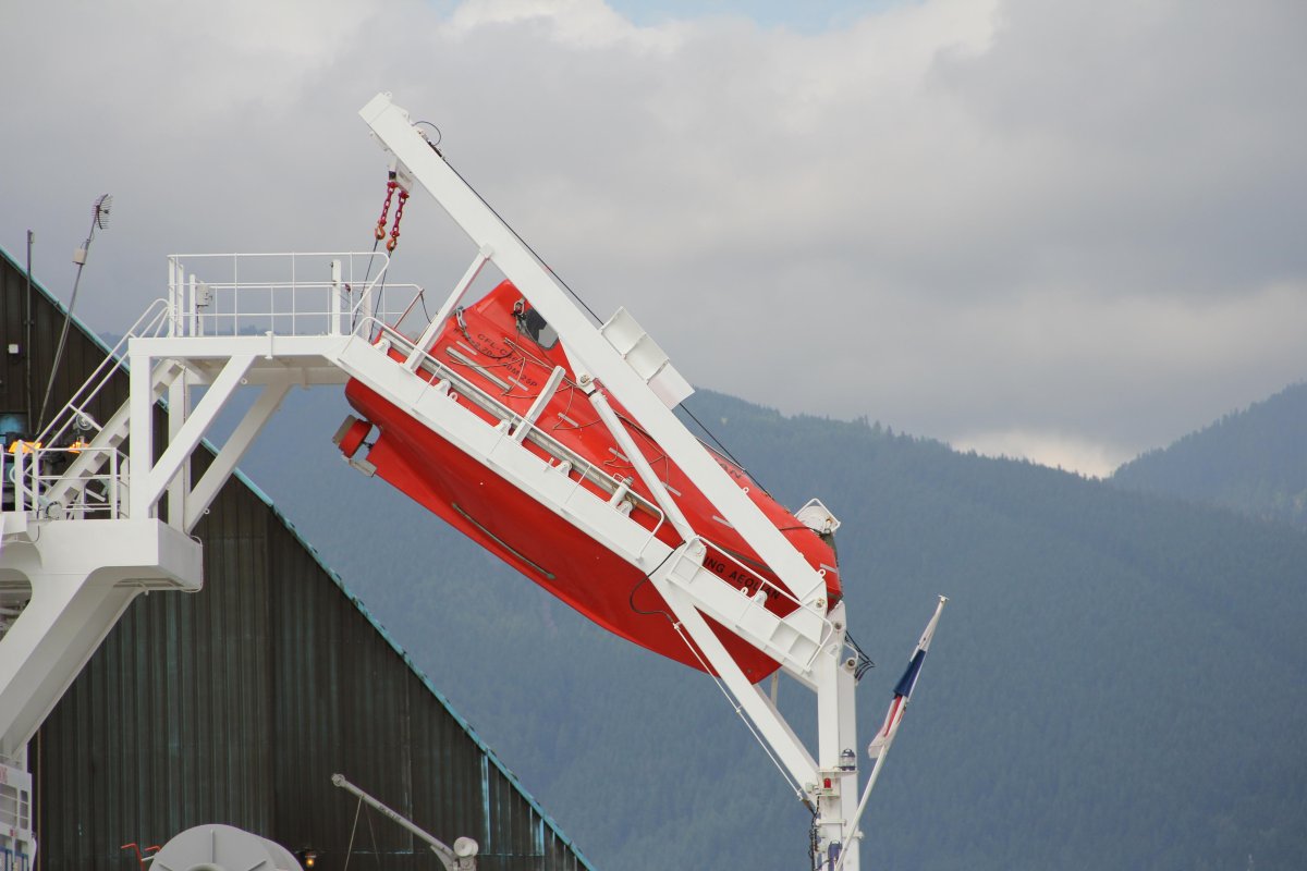 Free-Fall Lifeboats спуск