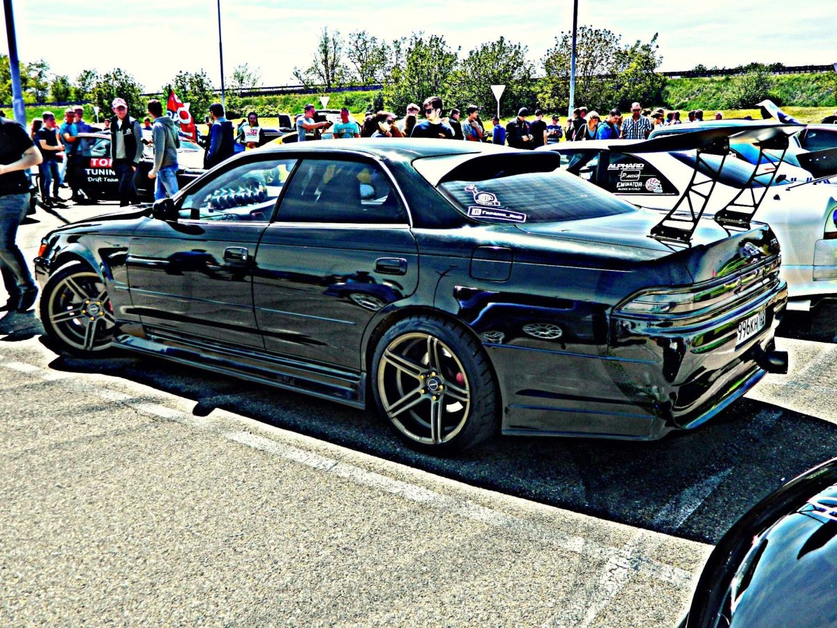 Тойота Марк 2 тюнингованный