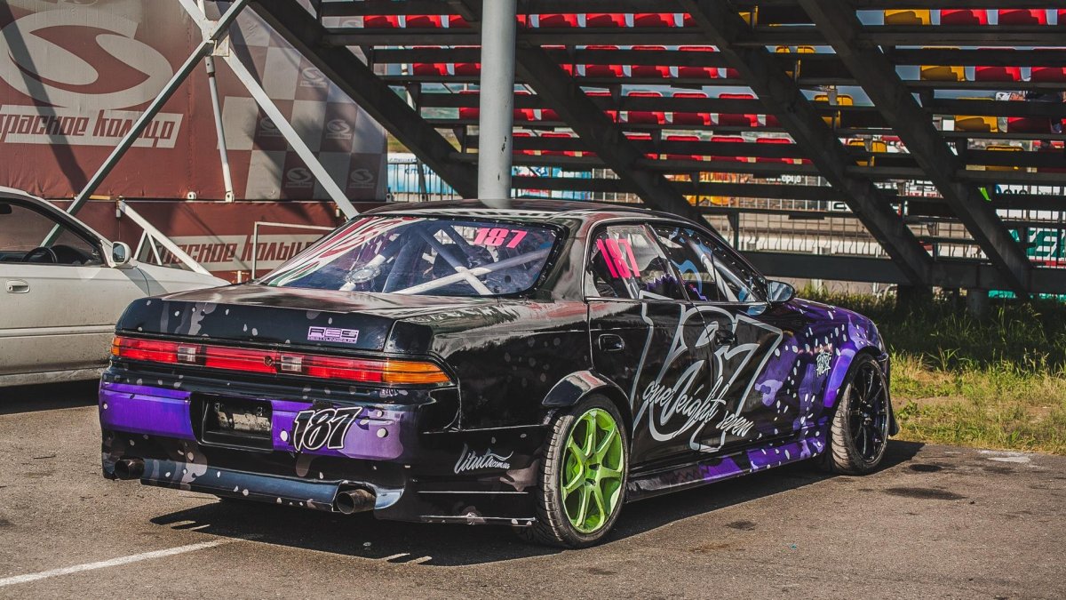 Toyota Mark 2 дрифт