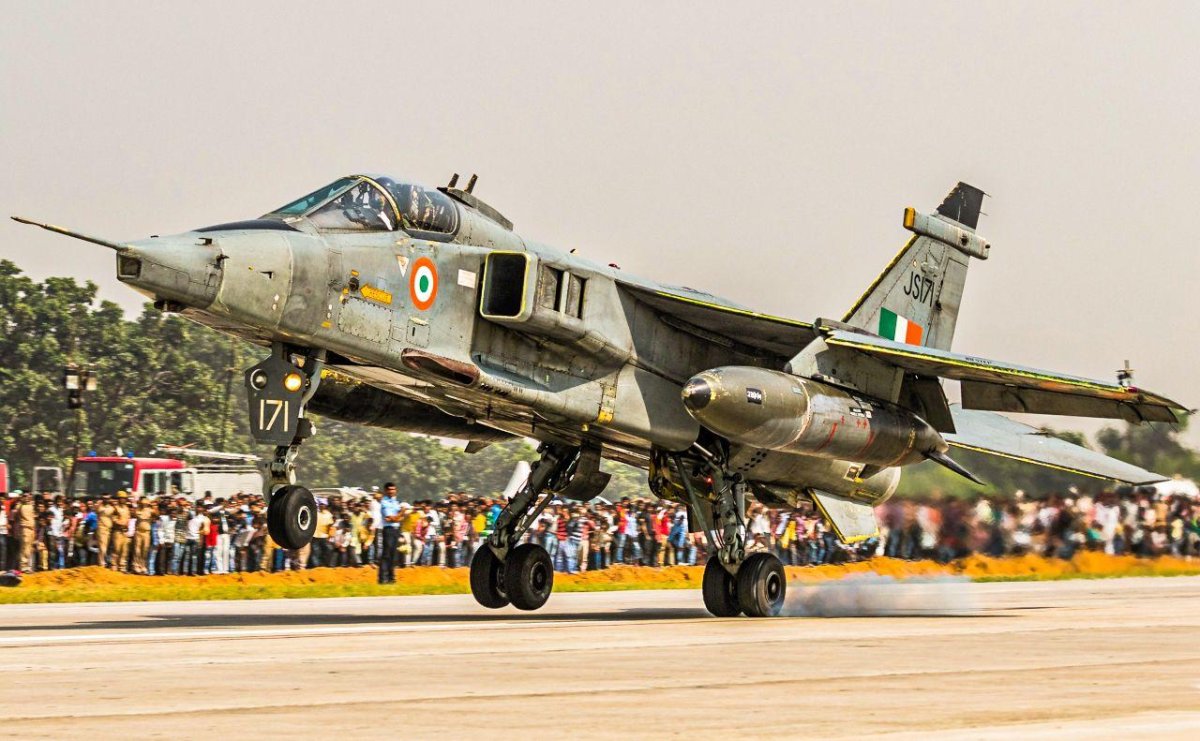 Самолёт Сепекат Ягуар Индия