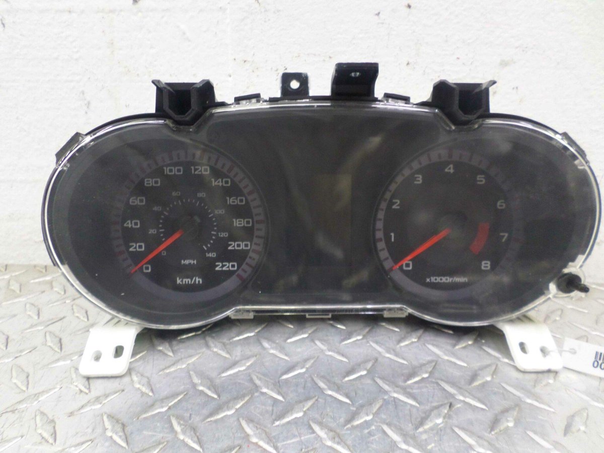 Щиток прибор 2001 Mitsubishi Lancer