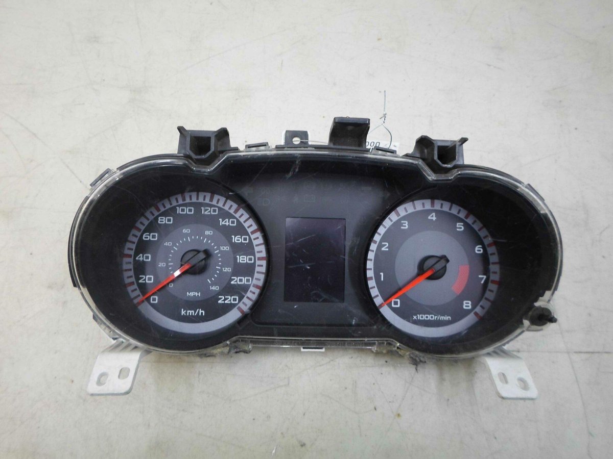 Панель приборов Mitsubishi Outlander