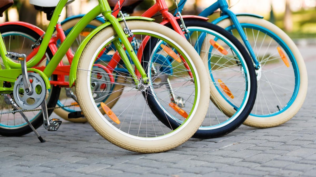 Разноцветный велосипед