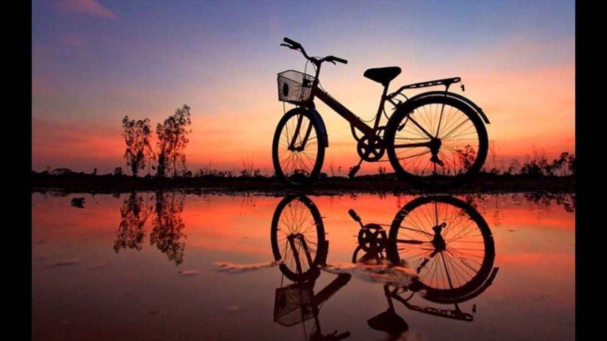 Велосипед на закате