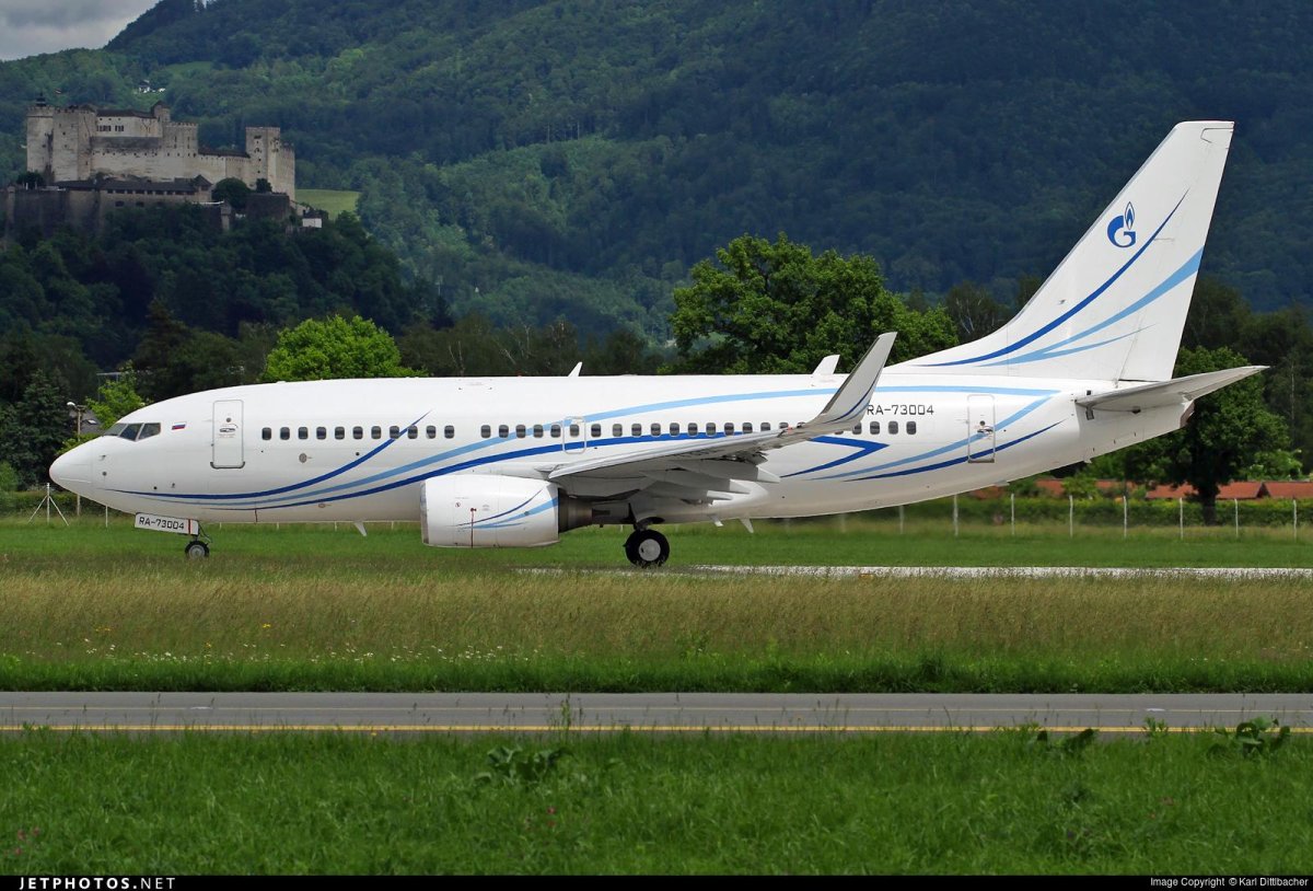 Газпромавиа Боинг 737-700