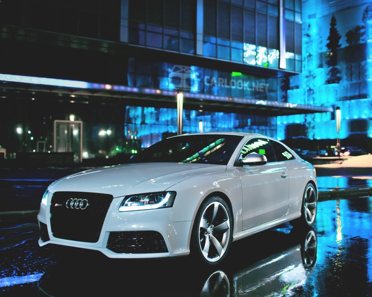 Ауди rs5 белая