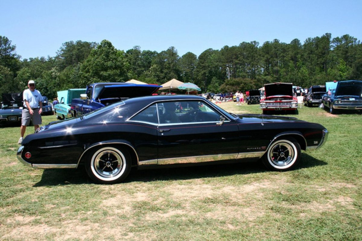 Buick Rivera 1969