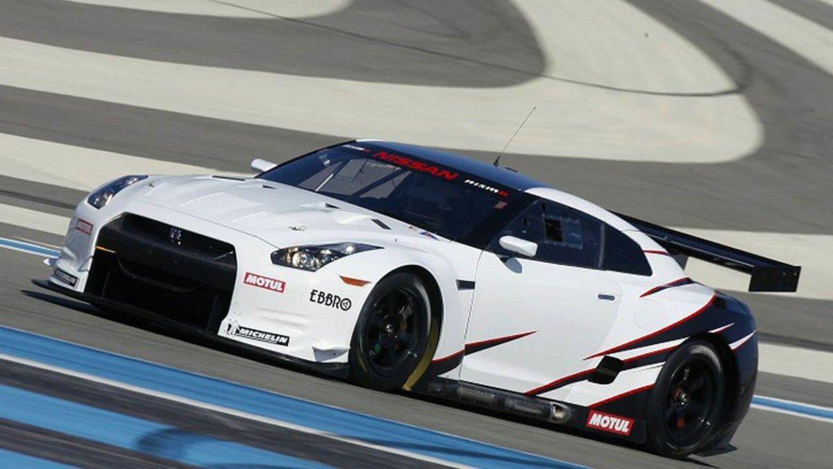 Nissan GTR r35 гоночный