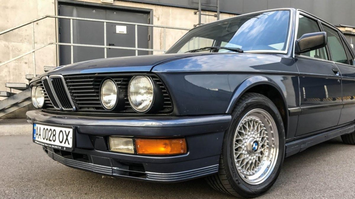 BMW e28 535