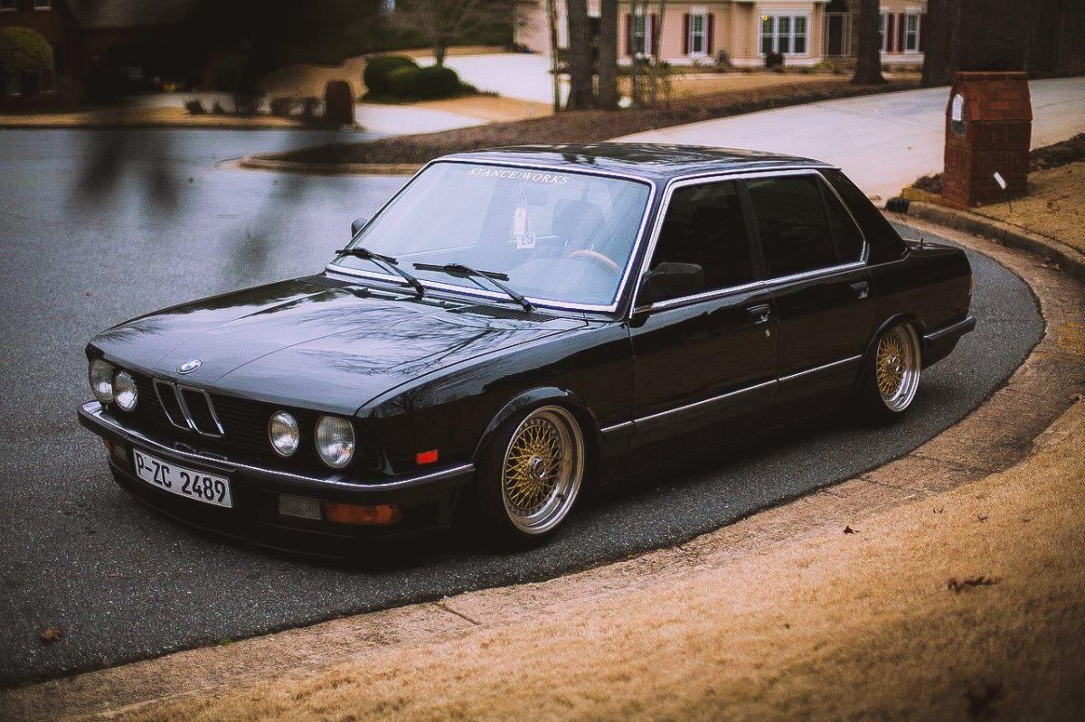 BMW e28