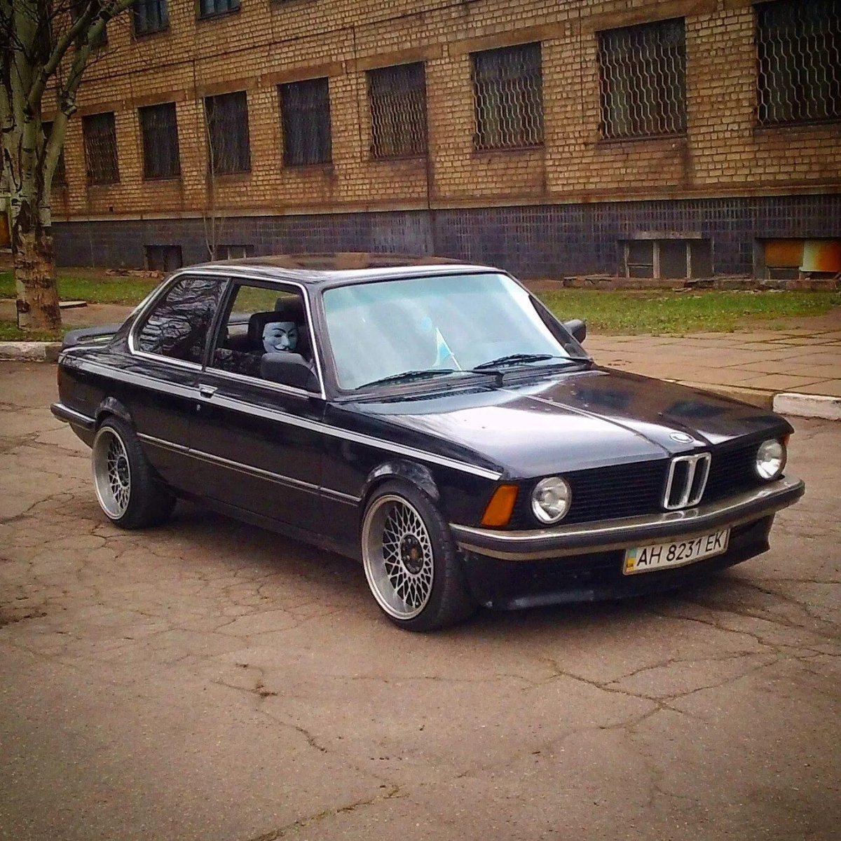 BMW e21