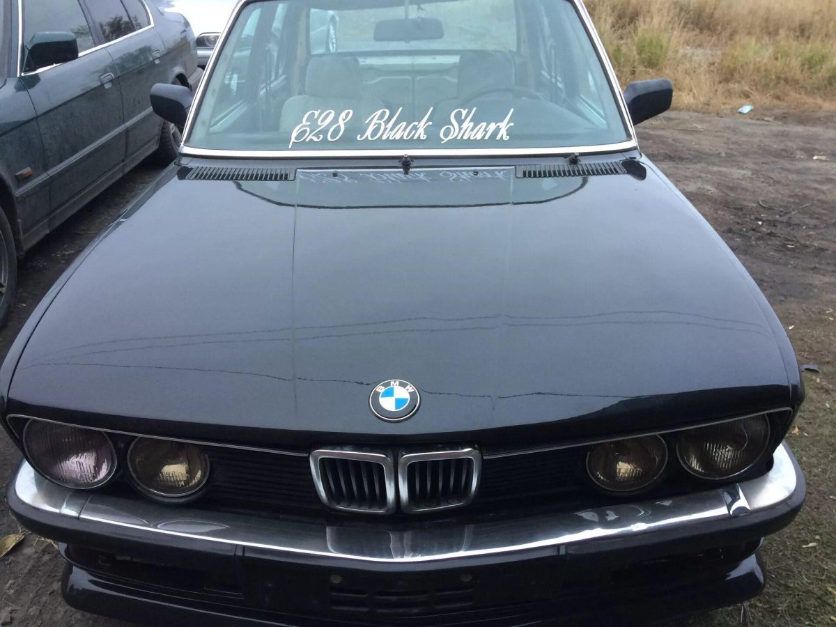 BMW 5 e28 акула