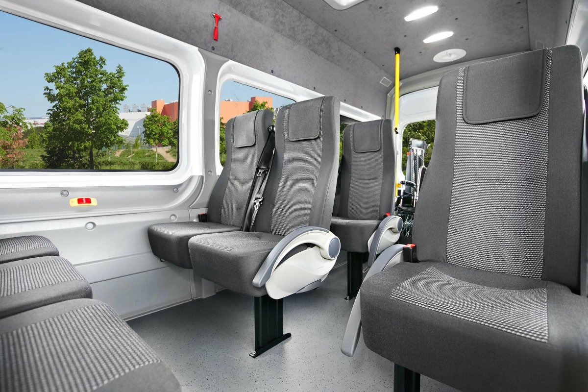 Ford Transit 2018 пассажирский салон