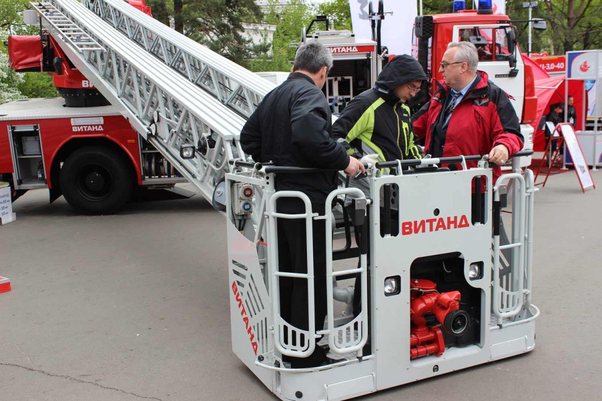 Пожарная автолестница ал-42