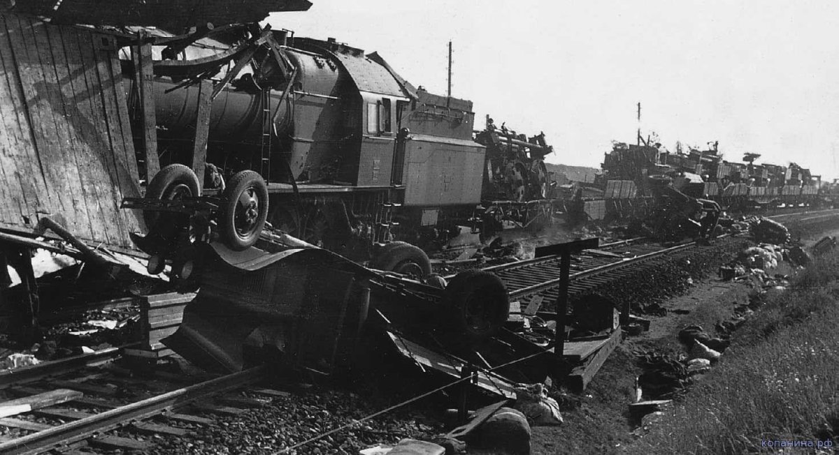 Эшелон с эвакуированными в годы войны 1941