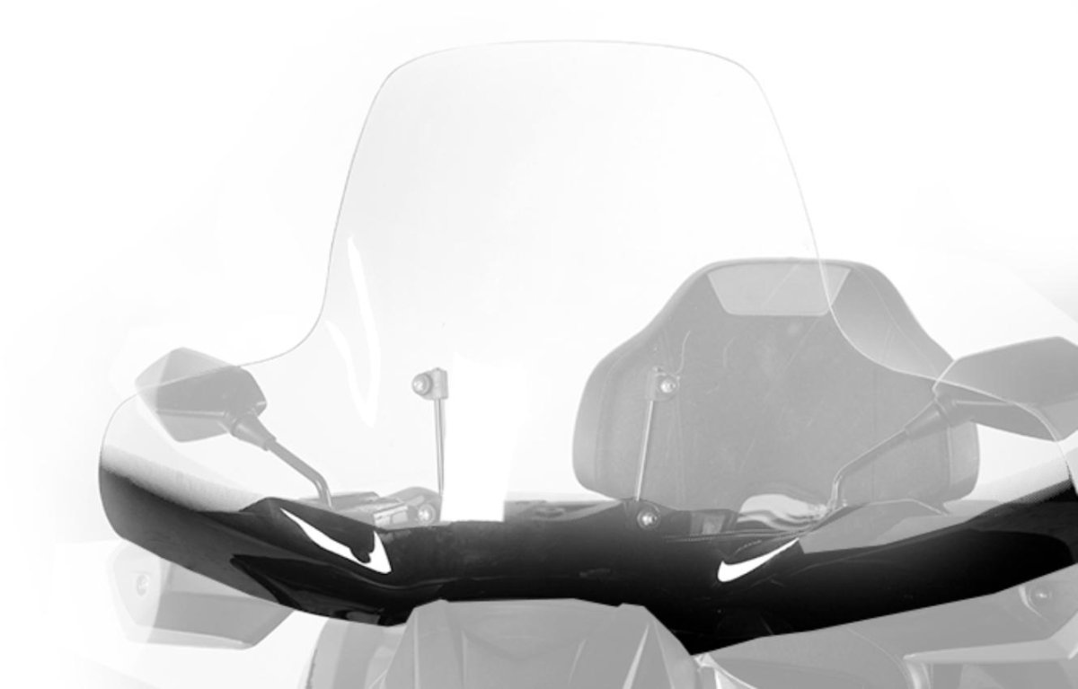 CFORCE 600 eps ветровое стекло