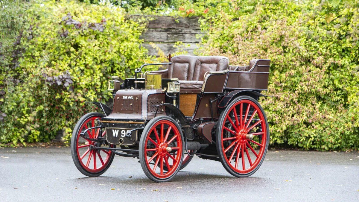 Даймлер Твин 6