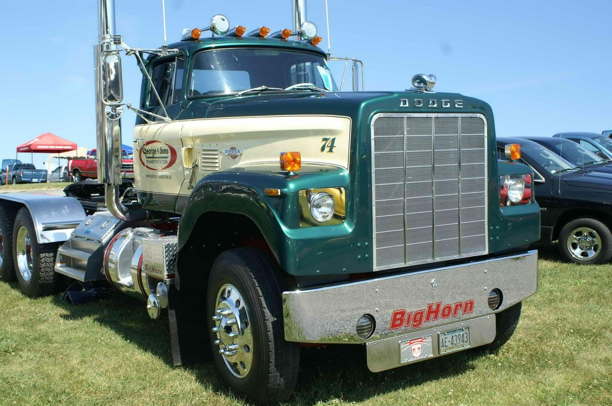 Додж грузовик американский