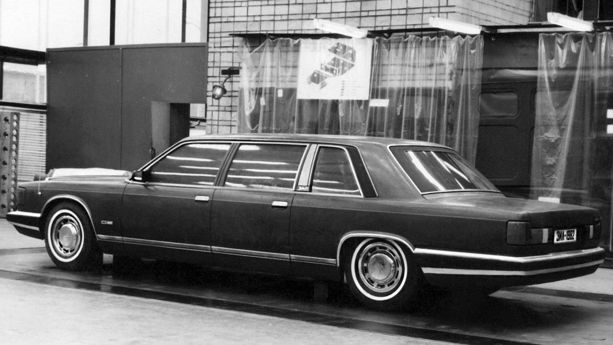 Лимузин ЗИЛ-4102