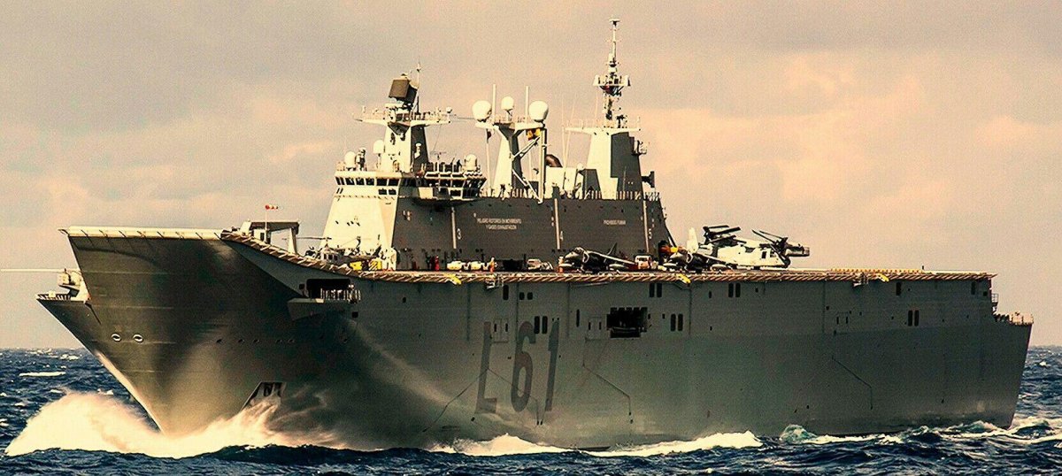 Десантный корабль TCG Anadolu