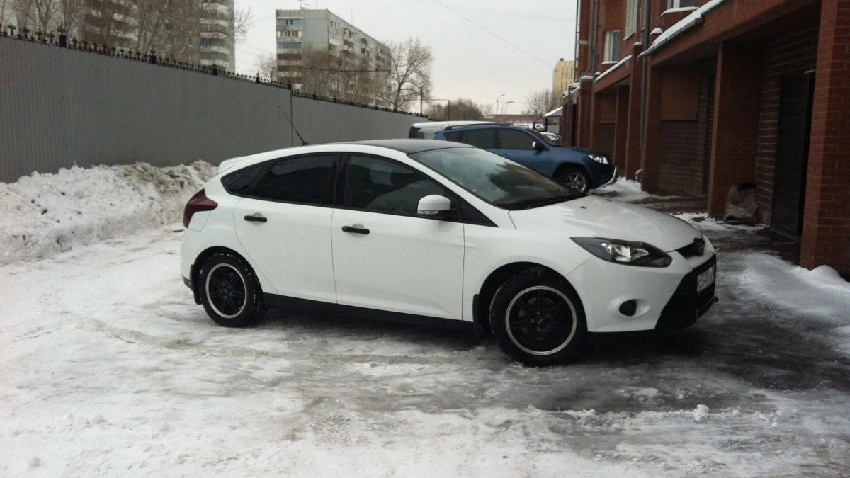Форд фокус 3 белый
