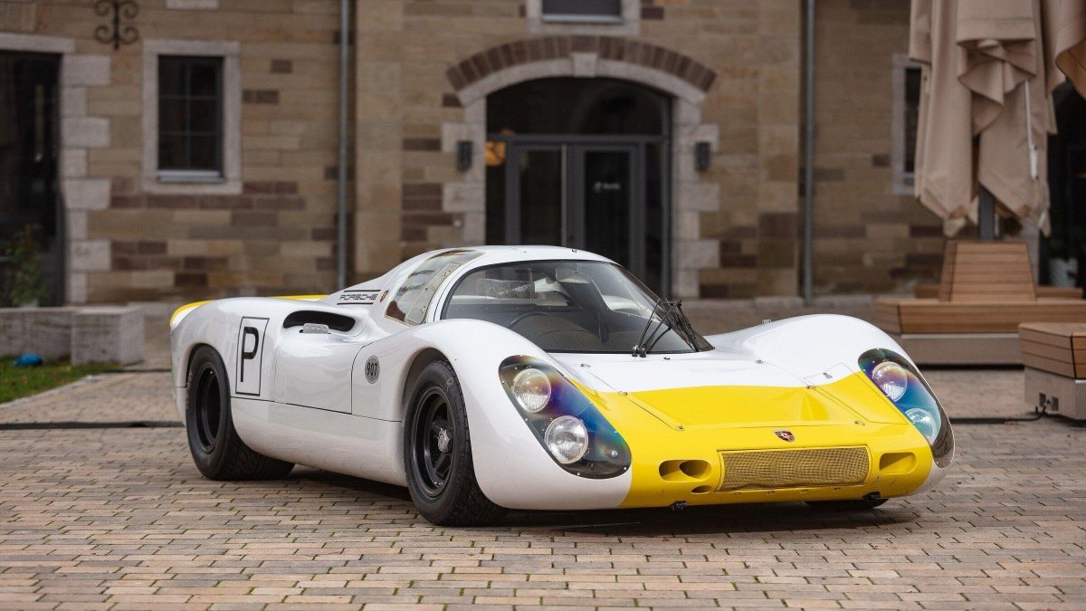Porsche 907