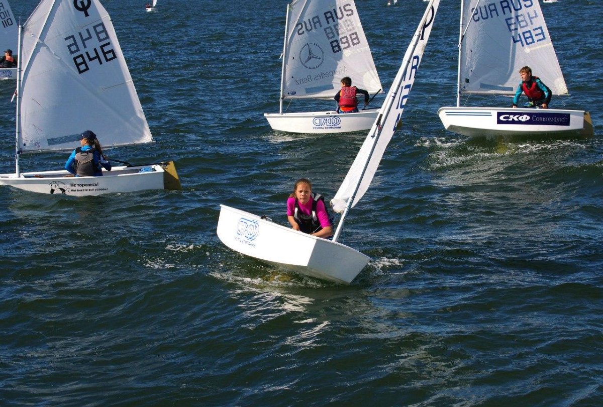 Швертбот класса оптимист