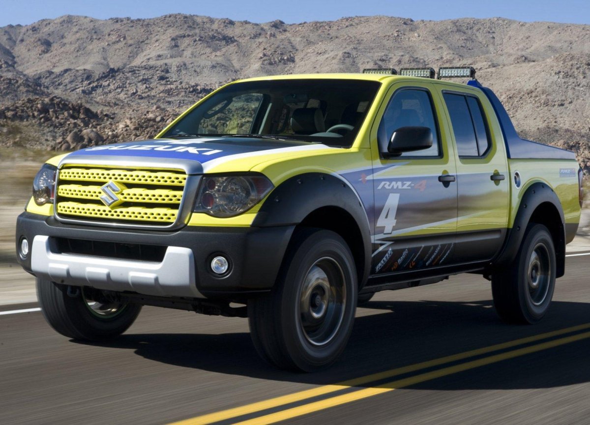 Suzuki Equator Crew Cab