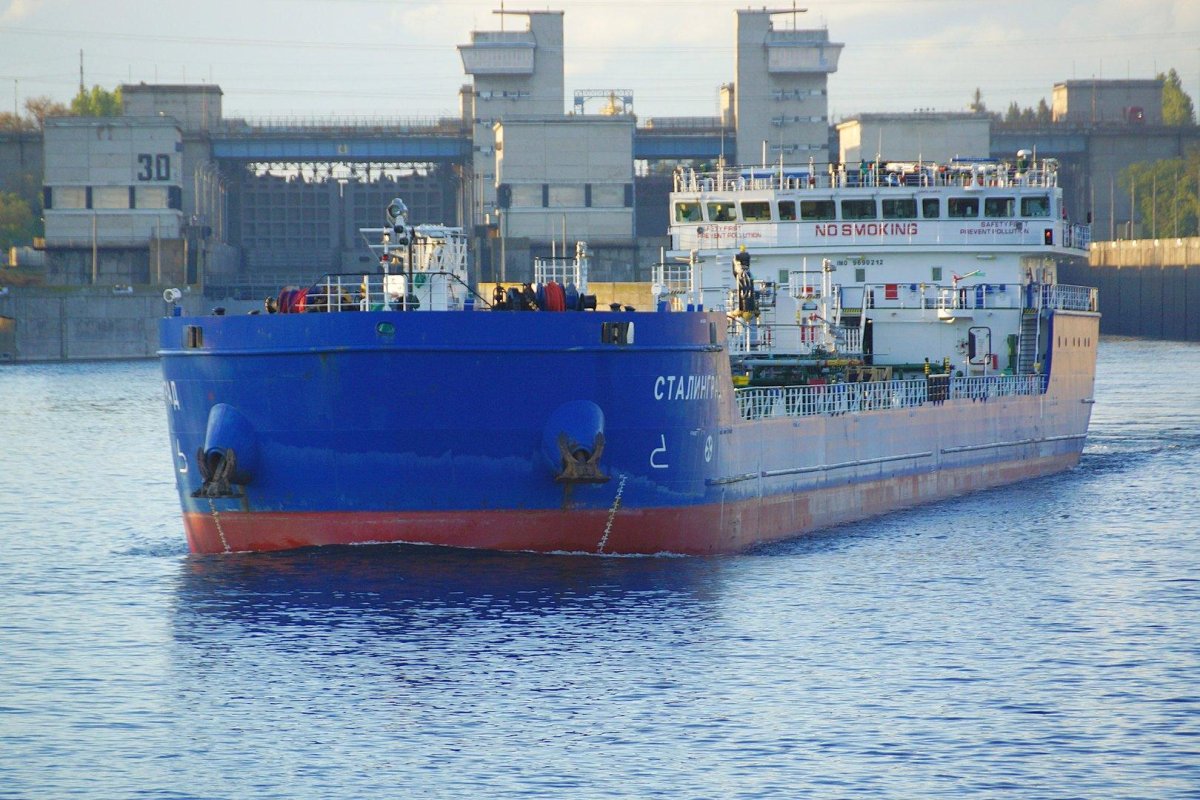 Танкер химовоз проект 52