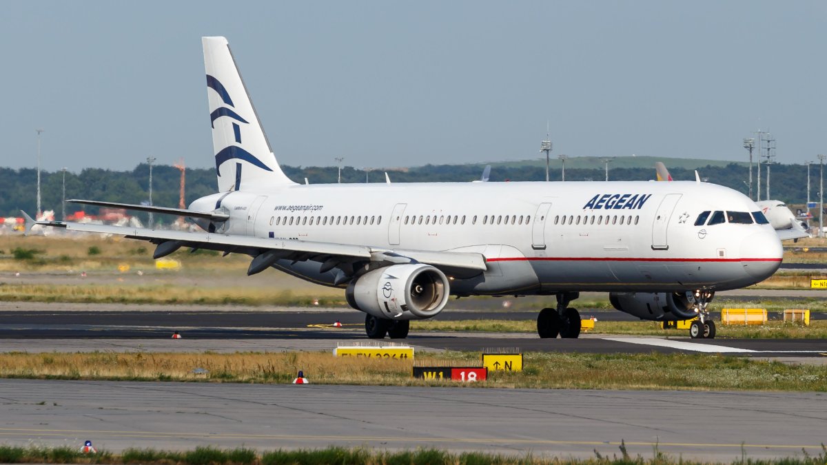 Греческие авиалинии Aegean Airlines