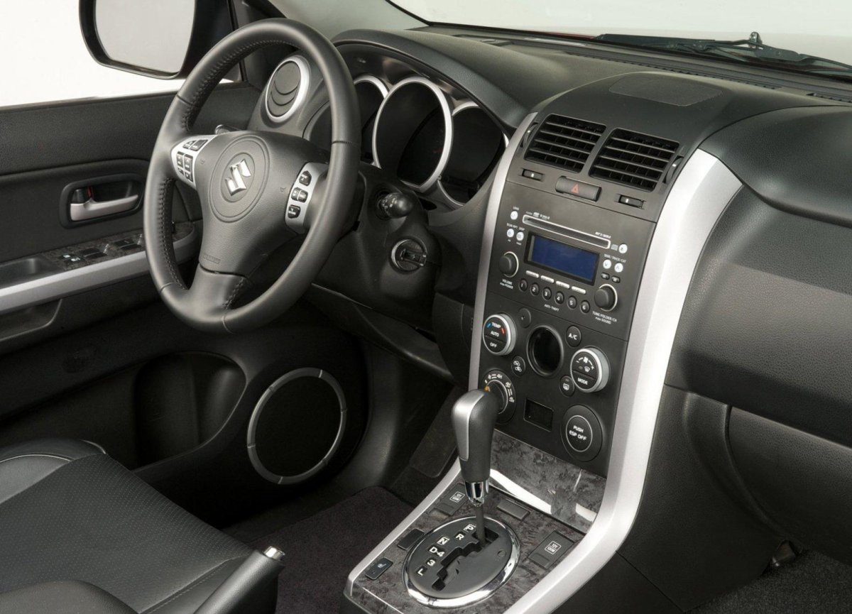 Grand Vitara 2008 салон