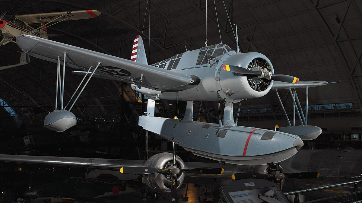 Vought os2u-3 Kingfisher
