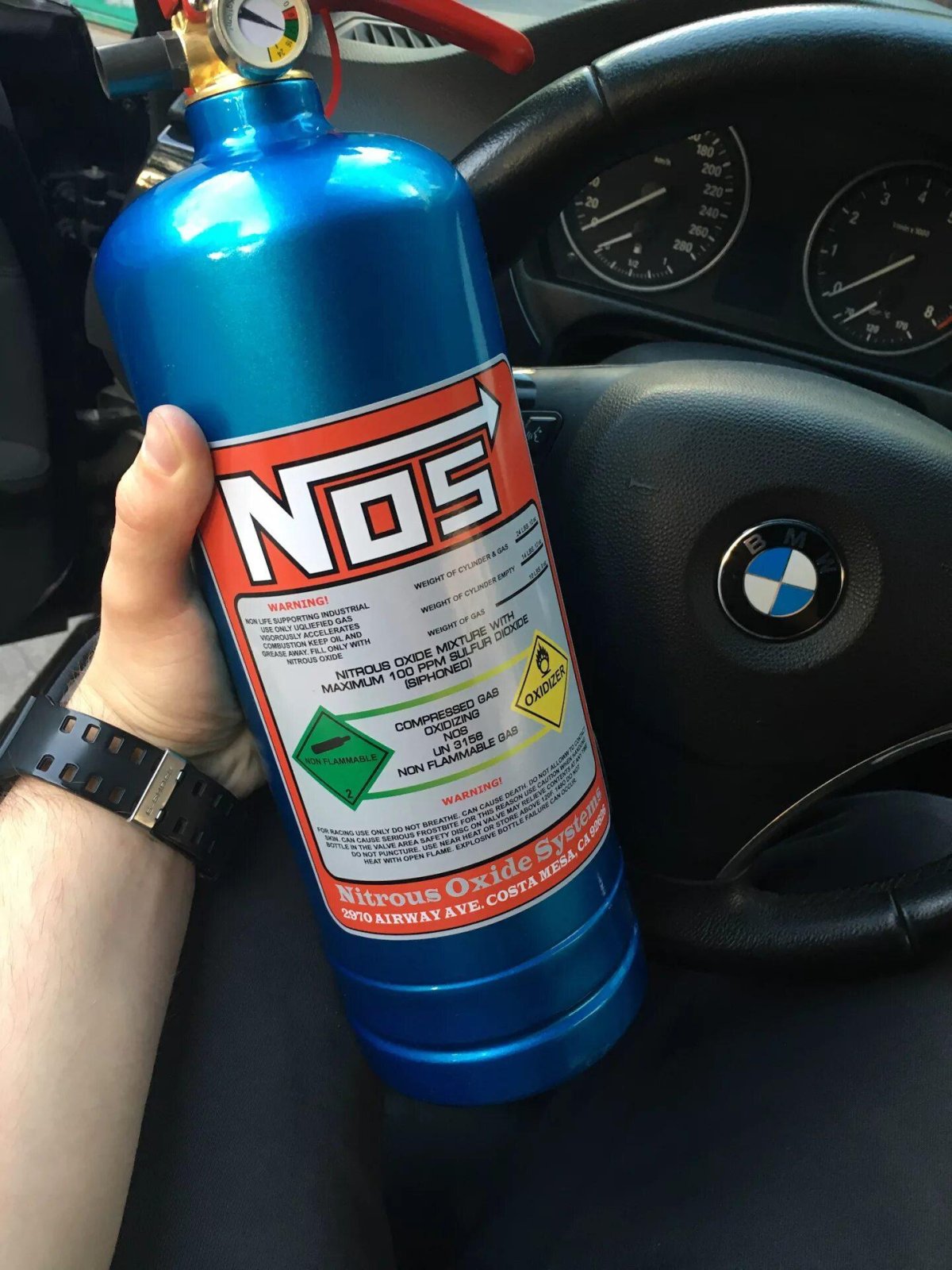 Баллон с закисью азота