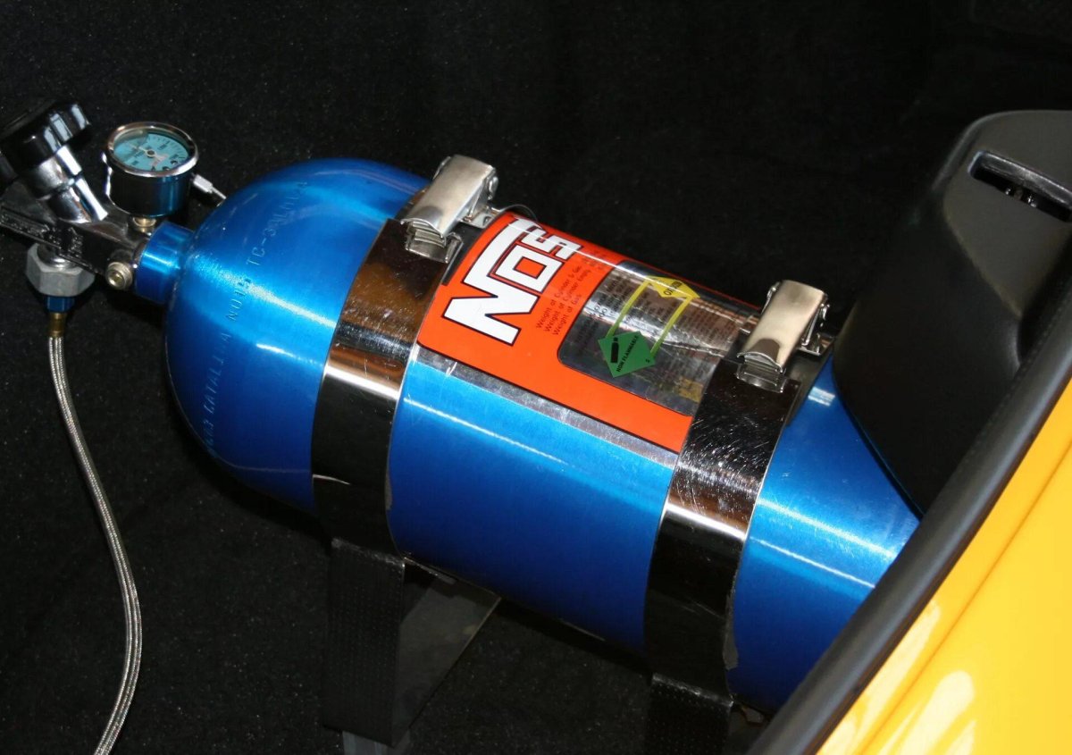 Баллон нитро nos