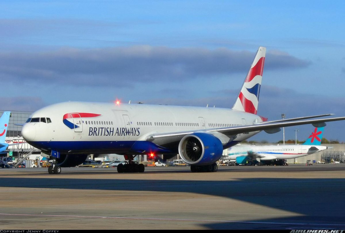 Боинг 777 двухпалубный