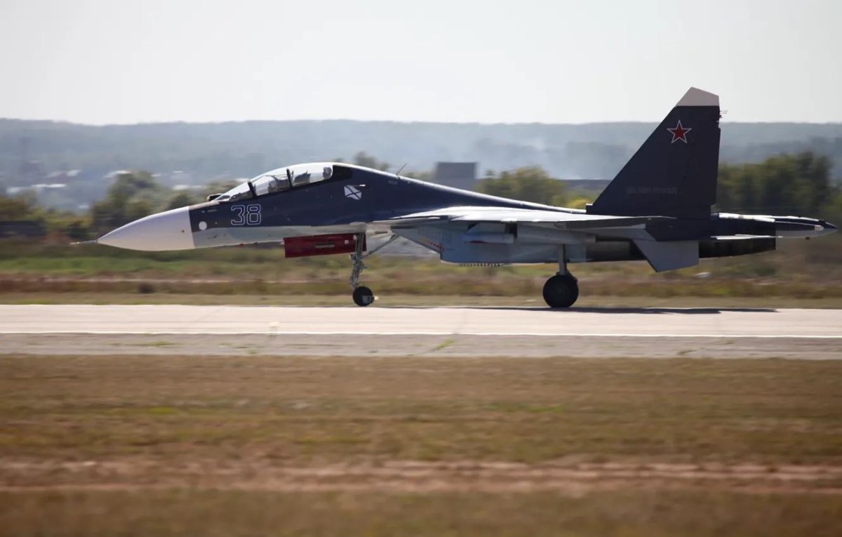 Су-30 двухдвигательный реактивный самолёт