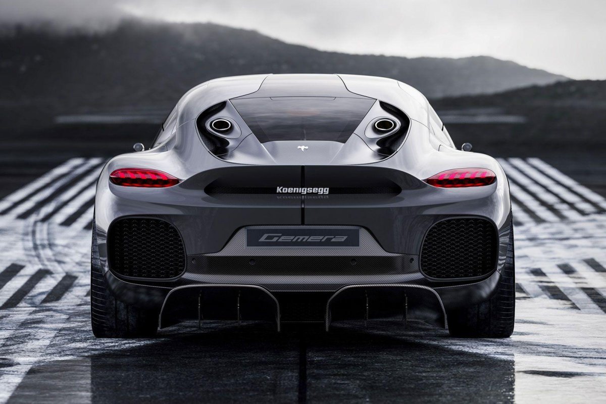 Кенигсегг 2021 Gemera